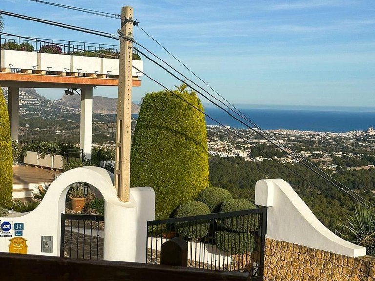 Villa for Sale in Alfaz del Pi Alfaz Del Pi, Alicante 42