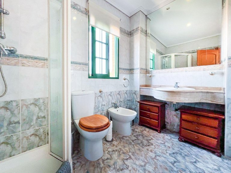 Villa for Sale in Benidorm Benidorm, Alicante 16