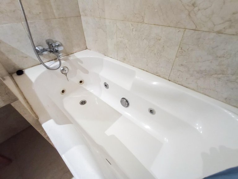 Apartment for Sale in Albir Alfaz Del Pi, Alicante 12