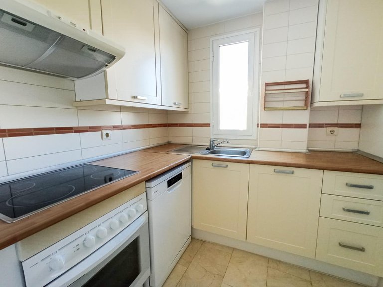 Apartment for Sale in Albir Alfaz Del Pi, Alicante 7