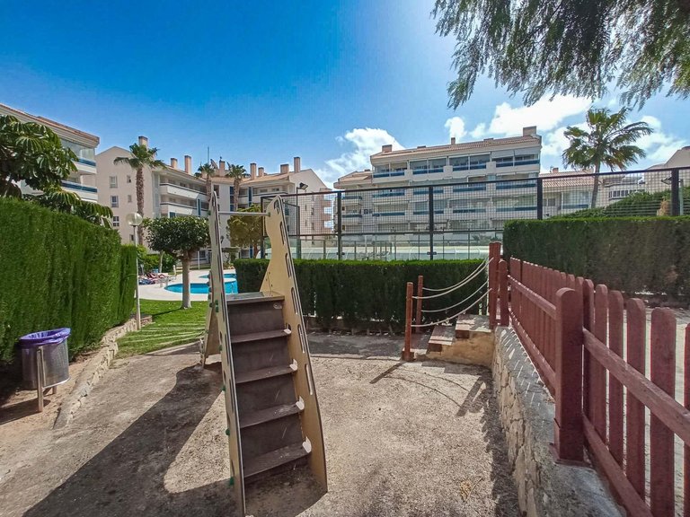 Apartment for Sale in Albir Alfaz Del Pi, Alicante 25