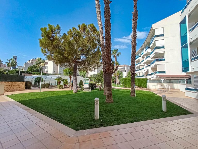 Apartment for Sale in Albir Alfaz Del Pi, Alicante 27