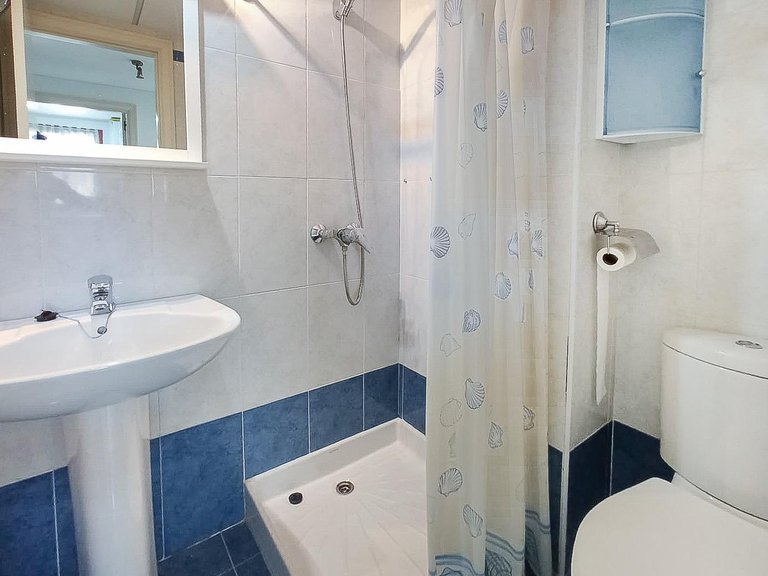 Apartment for Sale in Albir Alfaz Del Pi, Alicante 17