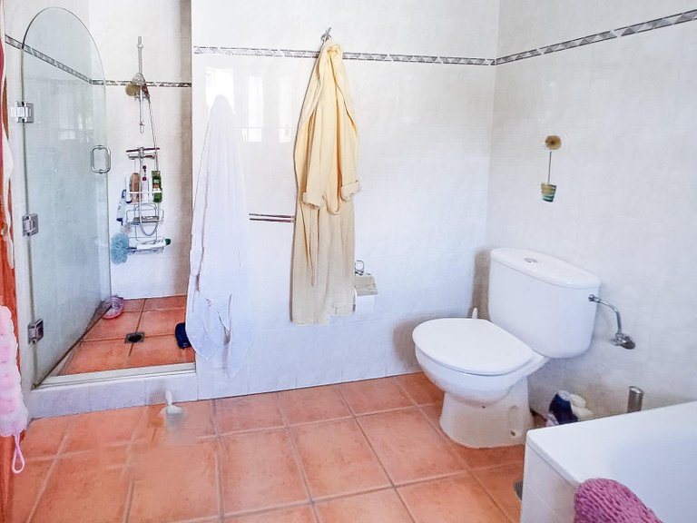 Villa for Sale in La nucia La Nucía, Alicante 24
