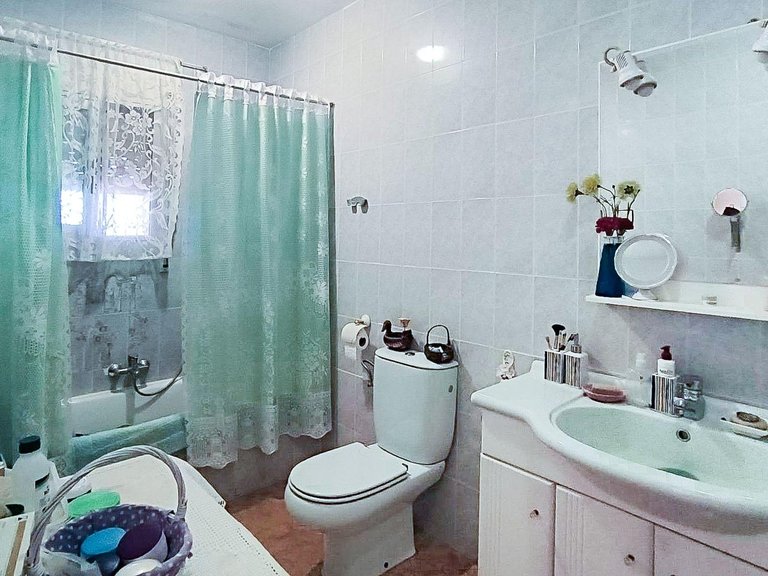 Villa for Sale in La nucia La Nucía, Alicante 19