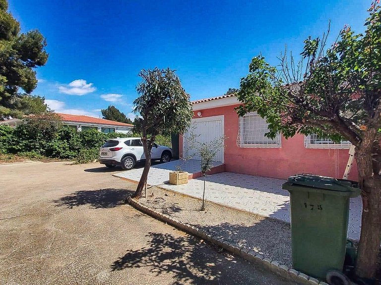 Villa for Sale in La nucia La Nucía, Alicante 22