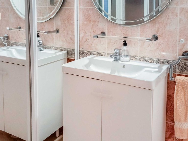 Villa for Sale in Albir Alfaz Del Pi, Alicante 16