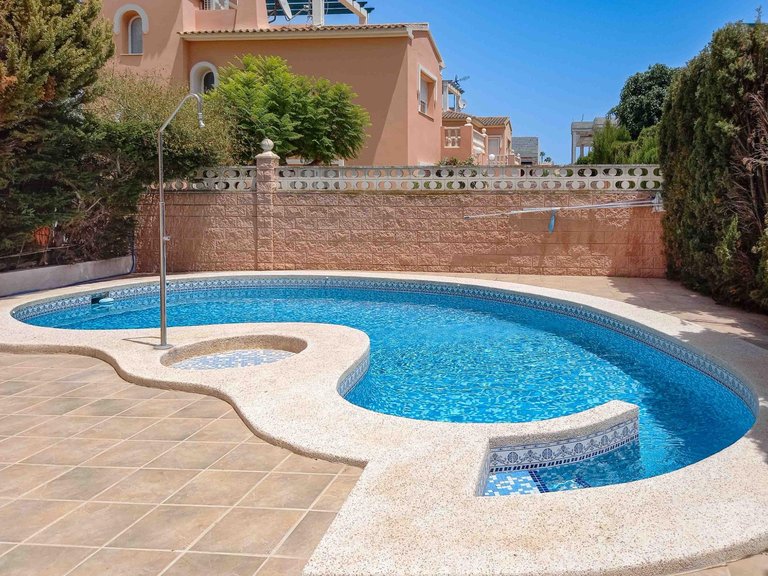 Villa for Sale in Albir Alfaz Del Pi, Alicante 2