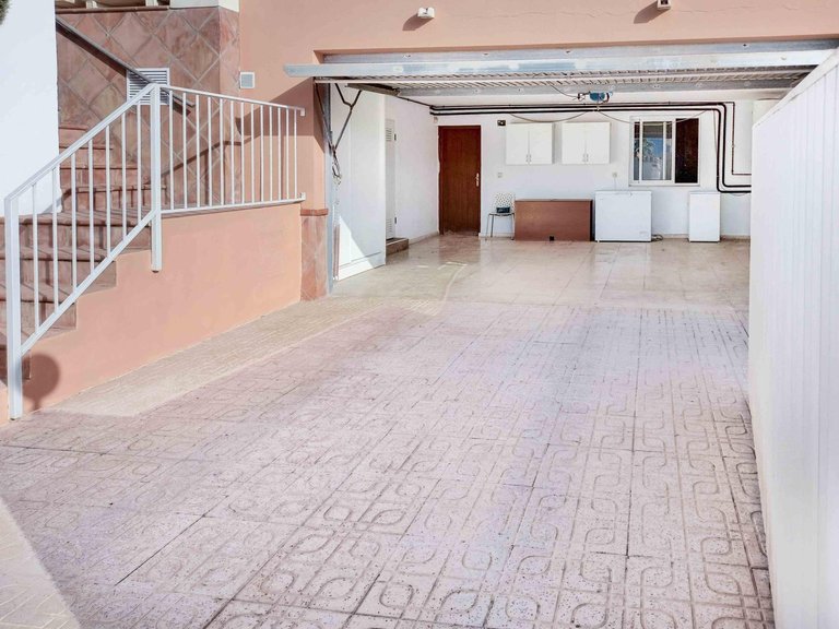 Villa for Sale in Albir Alfaz Del Pi, Alicante 27