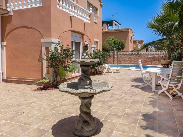 Villa for Sale in Albir Alfaz Del Pi, Alicante 3