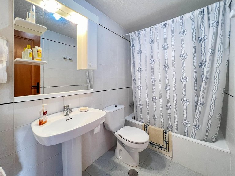 Apartment for Sale in Albir Alfaz Del Pi, Alicante 24