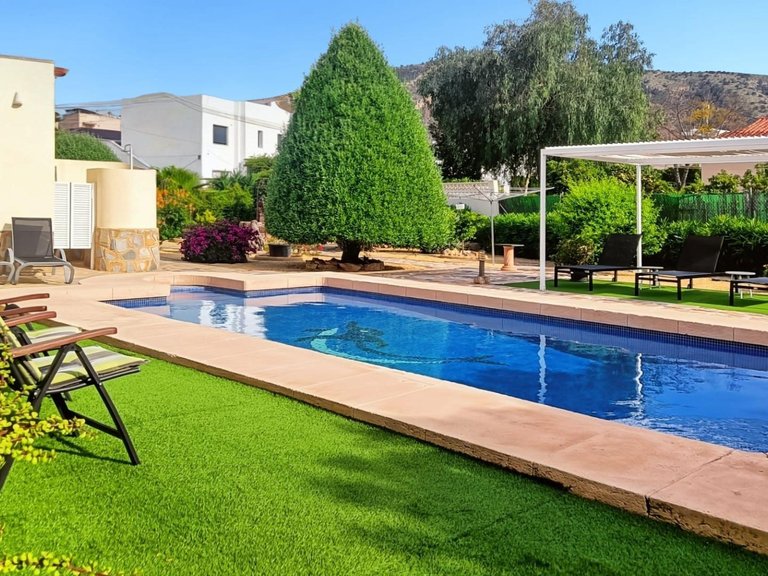Villa for Sale in Albir Alfaz Del Pi, Alicante 4