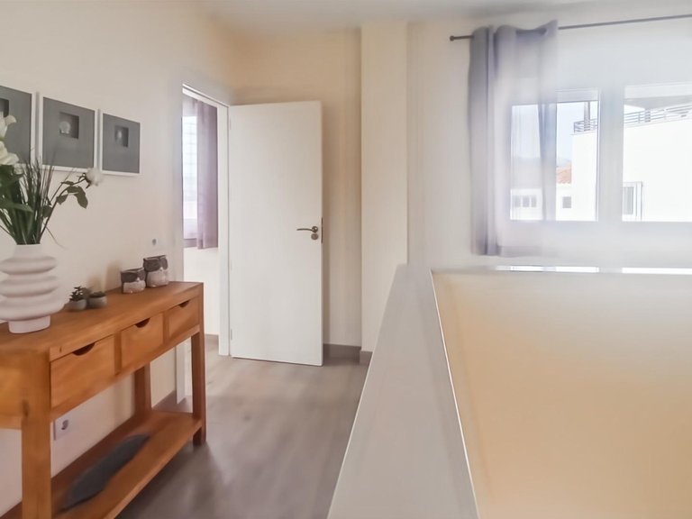 Villa for Sale in Albir Alfaz Del Pi, Alicante 44