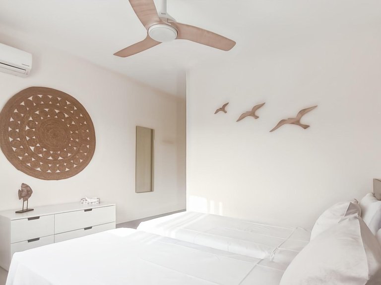 Villa for Sale in Albir Alfaz Del Pi, Alicante 47