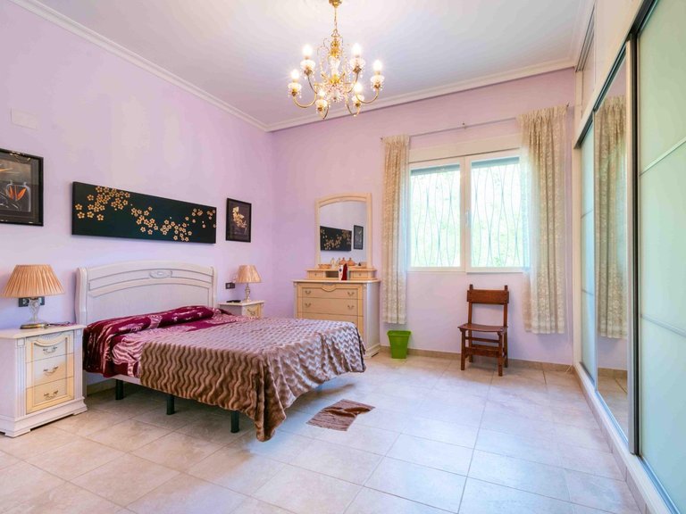 Villa for Sale in Albir Alfaz Del Pi, Alicante 15