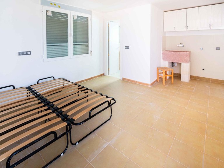 Villa for Sale in Albir Alfaz Del Pi, Alicante 25