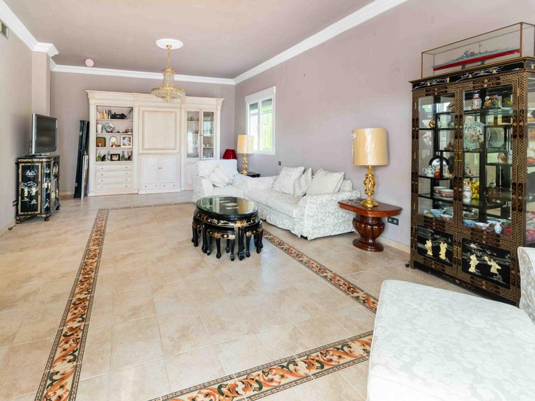 Villa for Sale in Albir Alfaz Del Pi, Alicante 6