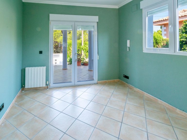 Villa for Sale in Albir Alfaz Del Pi, Alicante 21