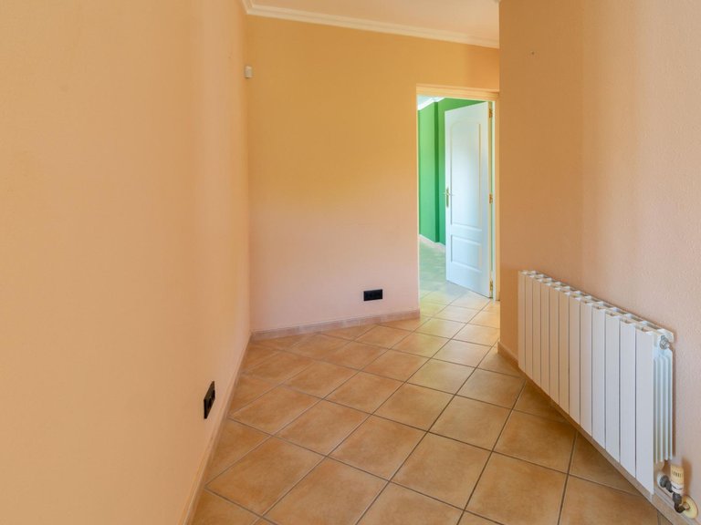 Villa for Sale in Albir Alfaz Del Pi, Alicante 31