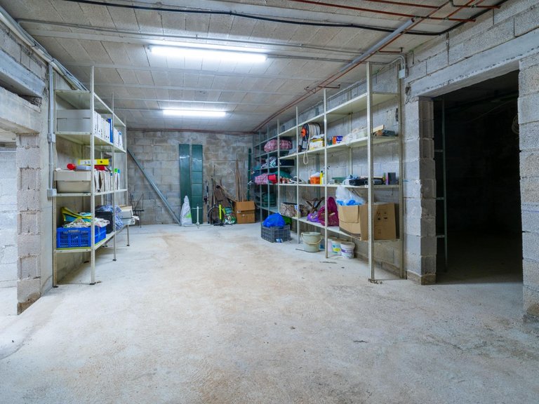 Villa for Sale in Albir Alfaz Del Pi, Alicante 44