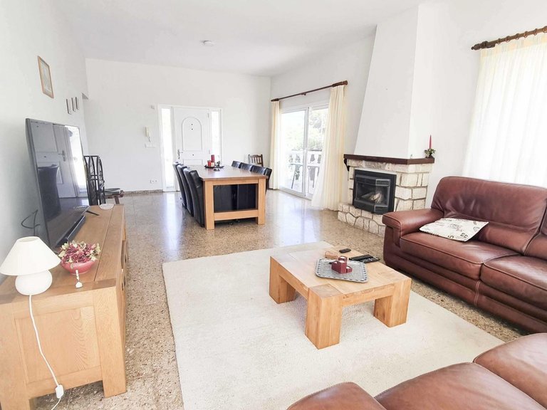 Villa for Sale in Albir Alfaz Del Pi, Alicante 13