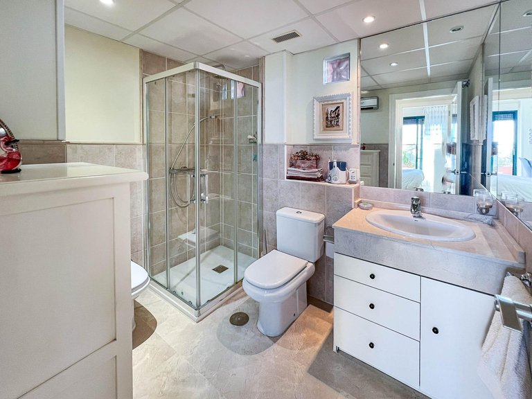 Apartment for Sale in Finestrat Finestrat, Alicante 27