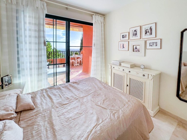 Apartment for Sale in Finestrat Finestrat, Alicante 32