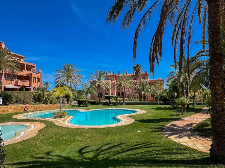 Apartment for Sale in Finestrat Finestrat, Alicante 46