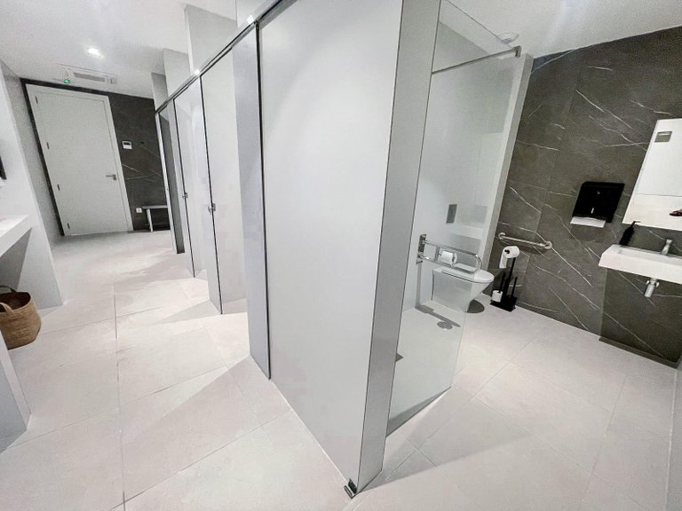 Apartment for Sale in Albir Alfaz Del Pi, Alicante 33