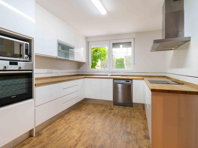 Town House for Sale in Albir Alfaz Del Pi, Alicante 12