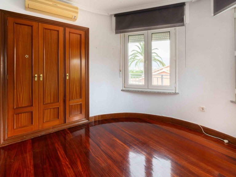 Town House for Sale in Albir Alfaz Del Pi, Alicante 30