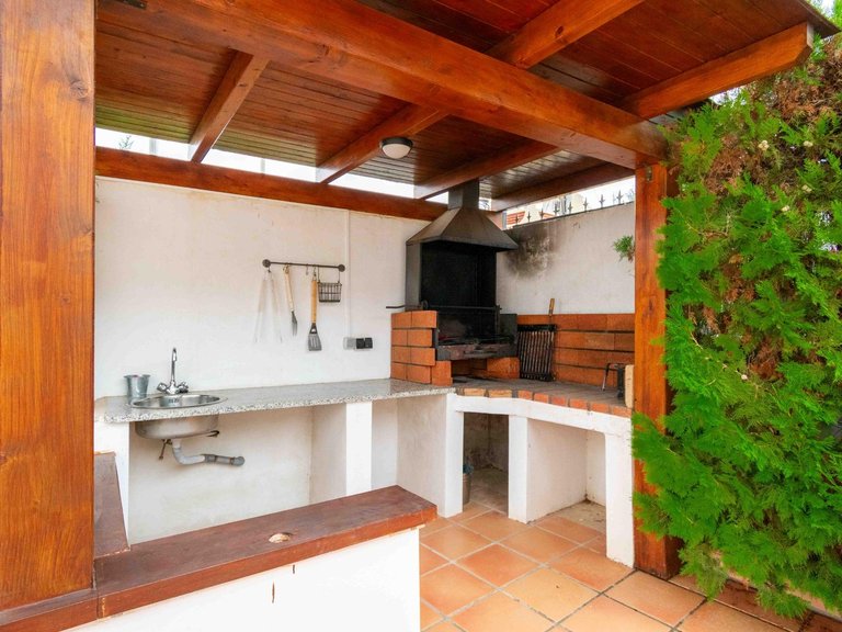 Town House for Sale in Albir Alfaz Del Pi, Alicante 4