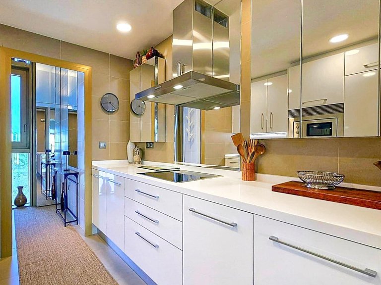 Apartment for Sale in Benidorm Benidorm, Alicante 22