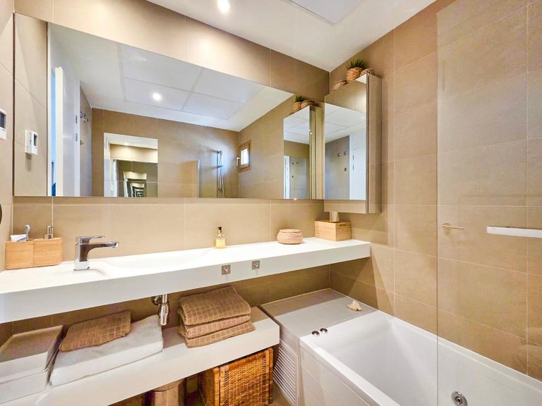 Apartment for Sale in Benidorm Benidorm, Alicante 28