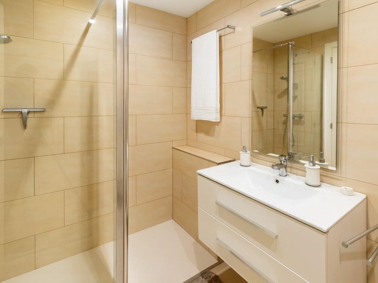 Apartment for Sale in Albir Alfaz Del Pi, Alicante 18