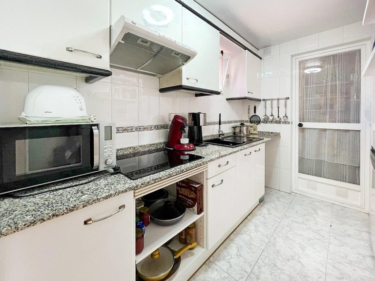 Apartment for Sale in Albir Alfaz Del Pi, Alicante 18