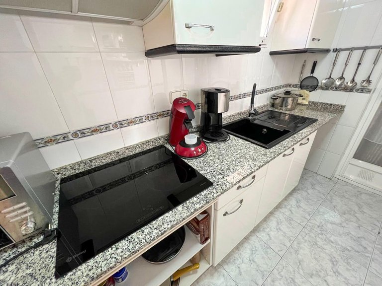 Apartment for Sale in Albir Alfaz Del Pi, Alicante 19