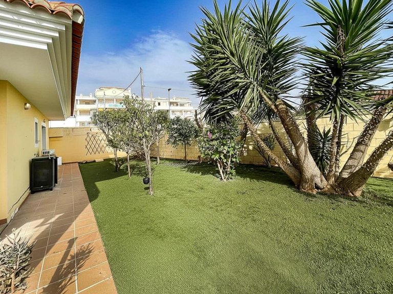 Apartment for Sale in Albir Alfaz Del Pi, Alicante 4