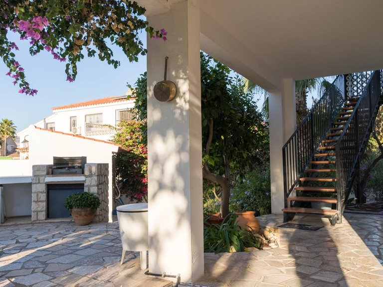 Town House for Sale in Albir Alfaz Del Pi, Alicante 38