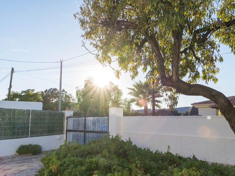 Town House for Sale in Albir Alfaz Del Pi, Alicante 39