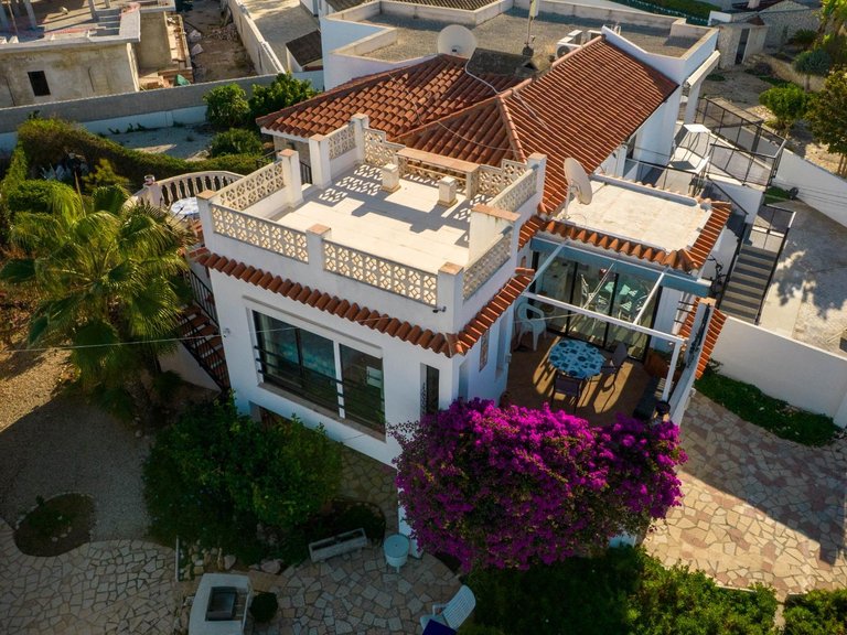 Town House for Sale in Albir Alfaz Del Pi, Alicante 42