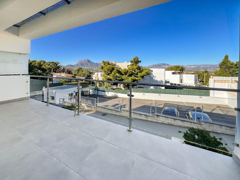 Town House for Sale in Albir Alfaz Del Pi, Alicante 33