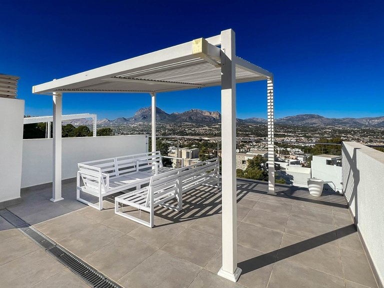 Town House for Sale in Albir Alfaz Del Pi, Alicante 39