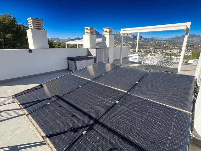 Town House for Sale in Albir Alfaz Del Pi, Alicante 47