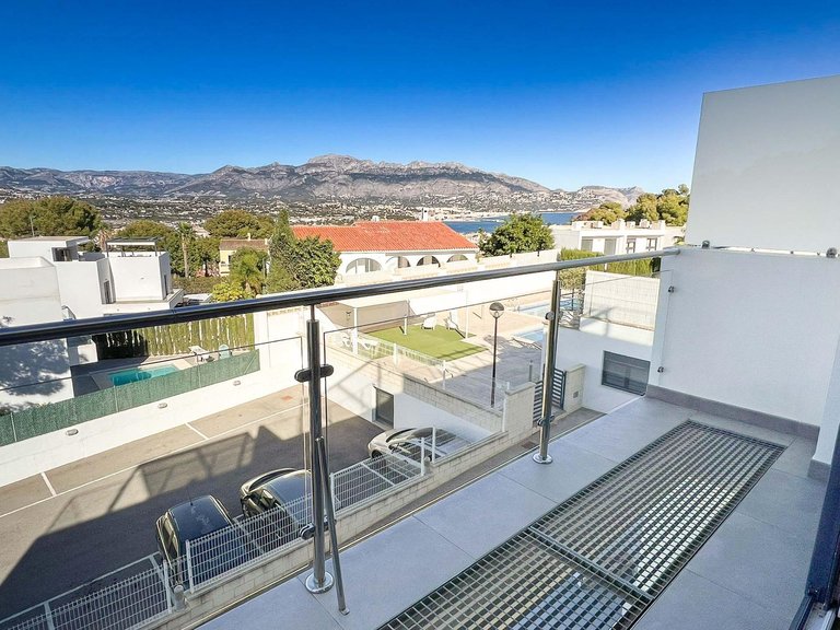 Town House for Sale in Albir Alfaz Del Pi, Alicante 7