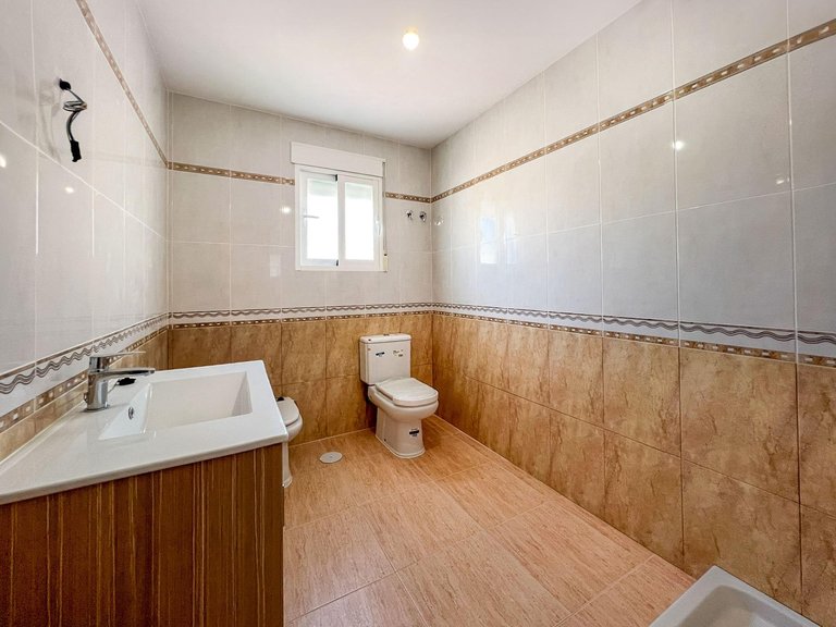 Villa for Sale in Alfaz del Pi Alfaz Del Pi, Alicante 16