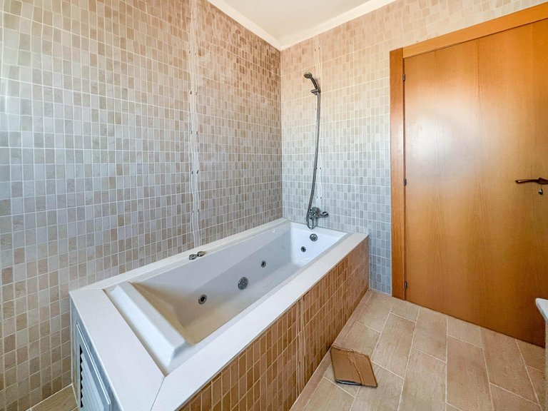 Villa for Sale in Alfaz del Pi Alfaz Del Pi, Alicante 41