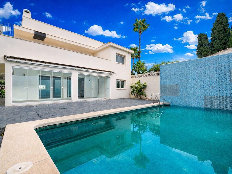 Town House for Sale in Albir Alfaz Del Pi, Alicante 1