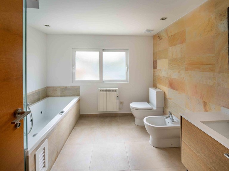 Town House for Sale in Albir Alfaz Del Pi, Alicante 25