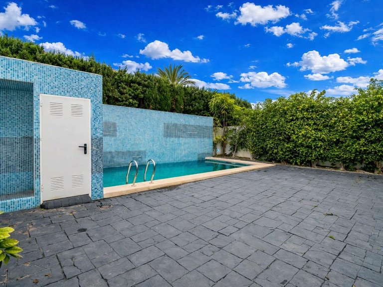 Town House for Sale in Albir Alfaz Del Pi, Alicante 5